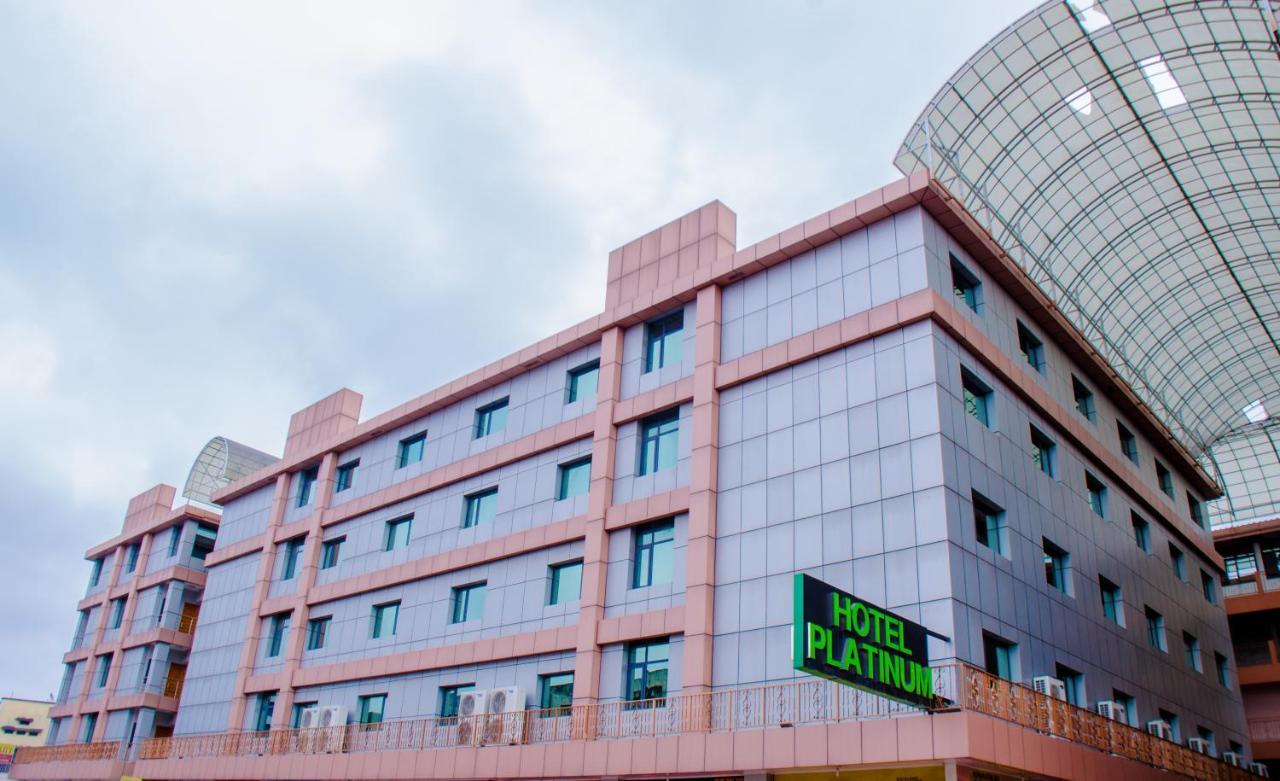 Hotel Platinum 킨샤사 외부 사진