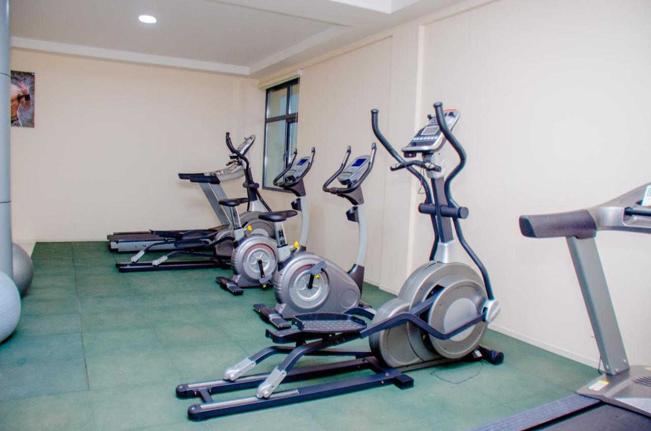 Hotel Platinum 킨샤사 외부 사진