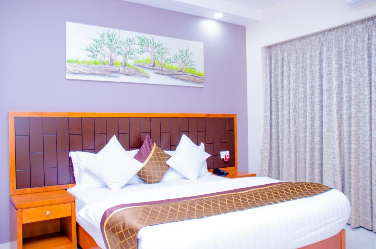 Hotel Platinum 킨샤사 외부 사진